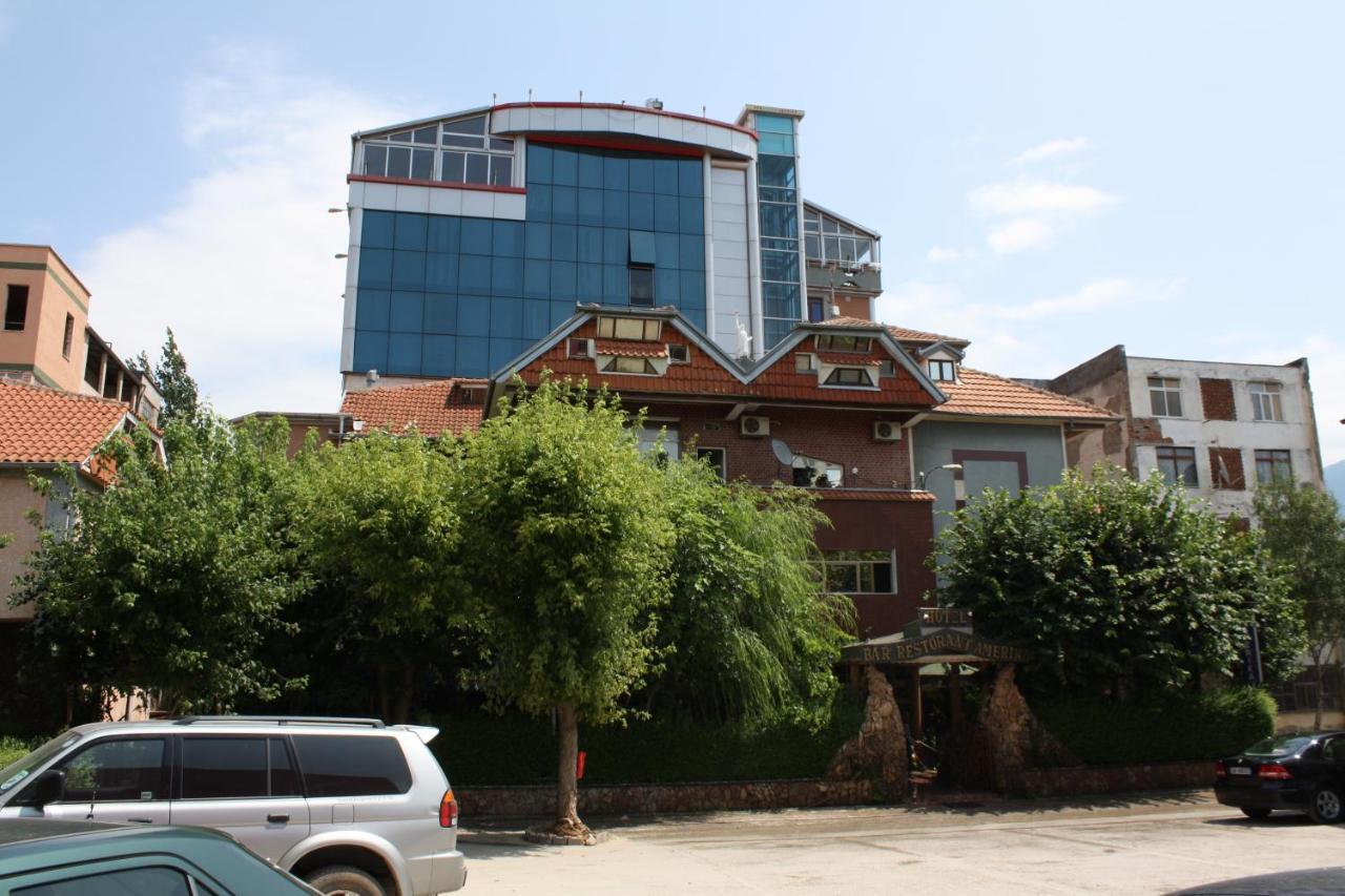 Hotel Bar Restaurant America Kukes Εξωτερικό φωτογραφία